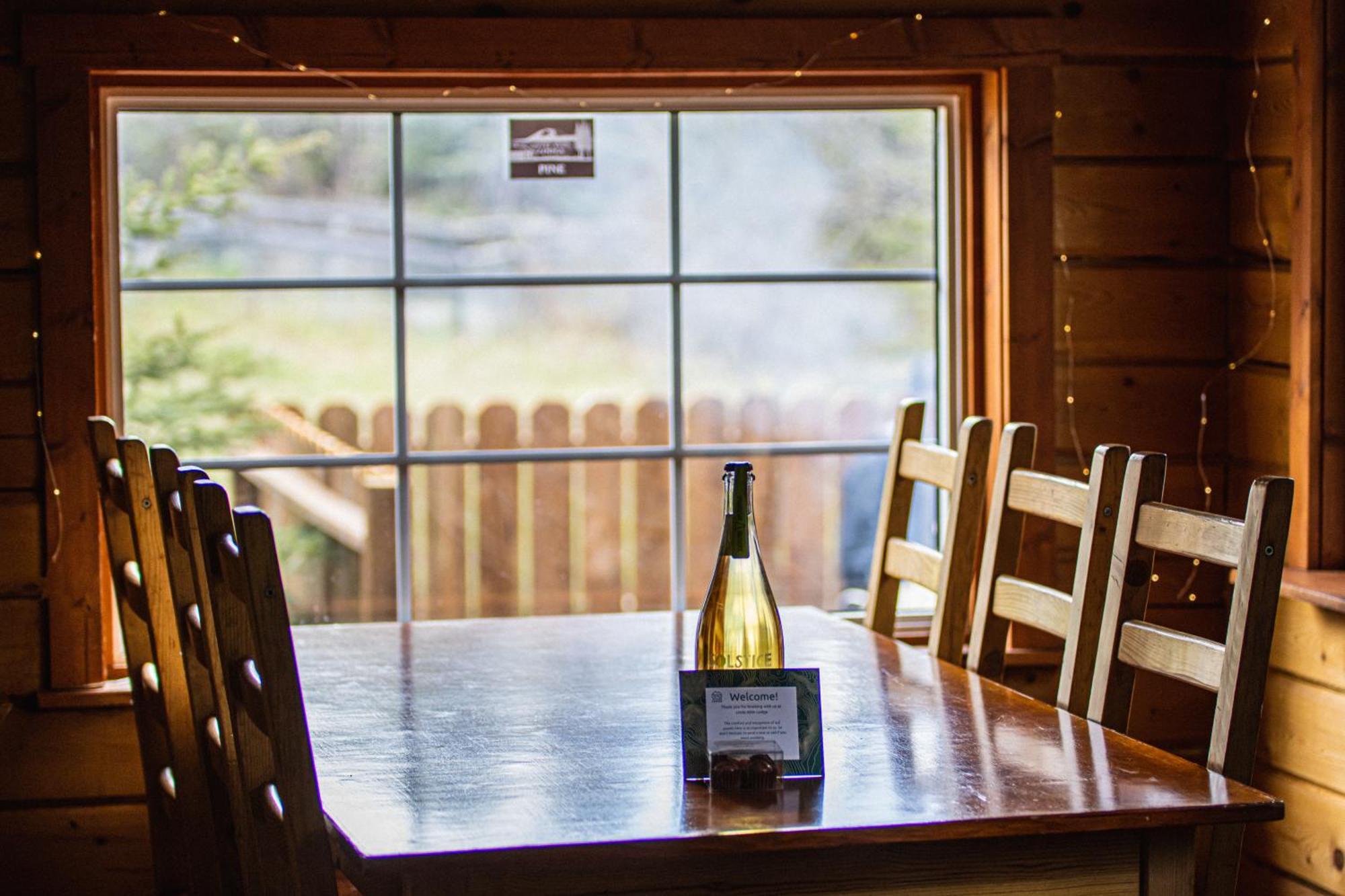 Little Atlin Lodge Tagish Luaran gambar